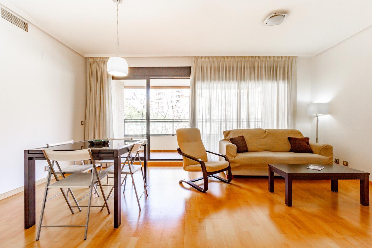 Realrent Puertomar Apartment อาลิกันเต ภายนอก รูปภาพ