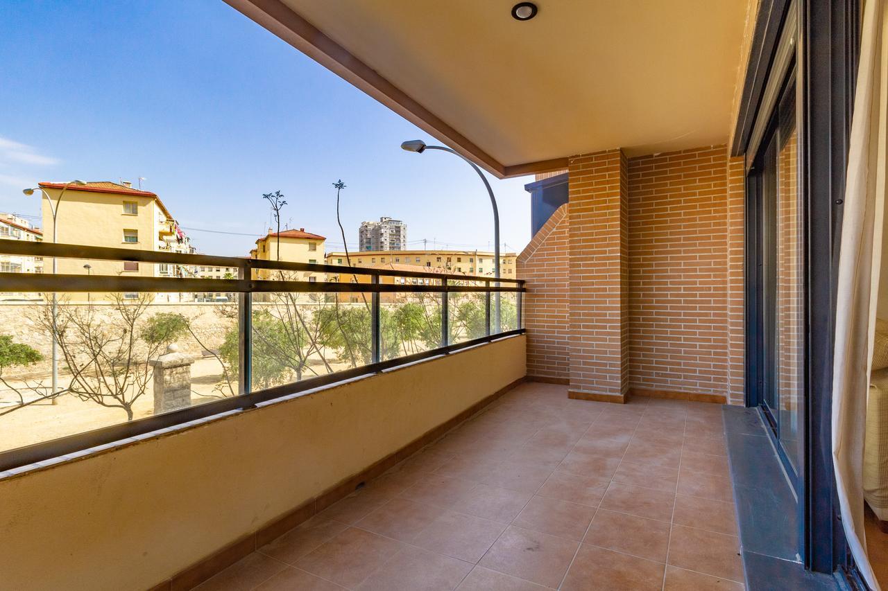 Realrent Puertomar Apartment อาลิกันเต ภายนอก รูปภาพ